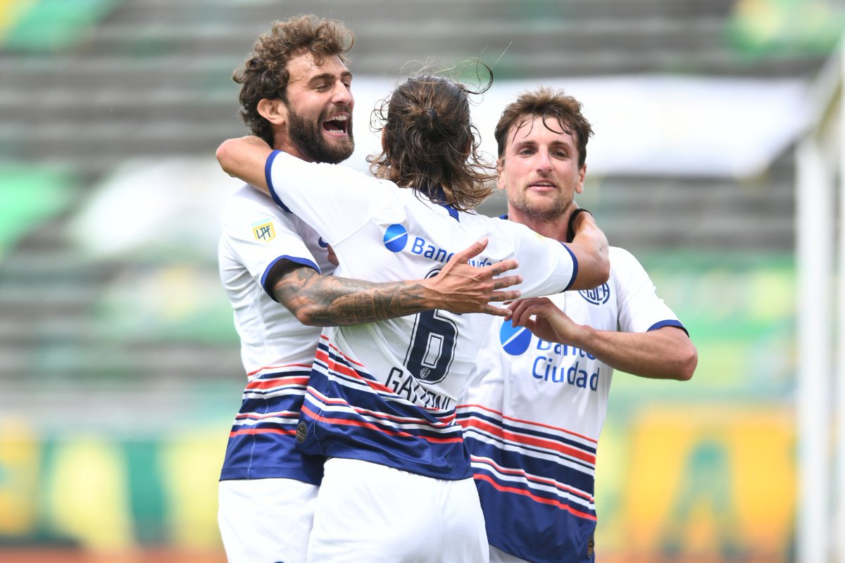 eqg_radio's tweet photo. #LigaProfesional 🇦🇷 UN CICLON EN MAR DEL PLATA 🔴🔵
.
#SanLorenzo superó 4️⃣-1️⃣ a #Aldosivi en el #JoseMariaMinela 🏟️.
.
#FedericoGattoni 🇦🇷 17' #IgnacioPiati 🇦🇷 24' #MarianoPeralta 🇦🇷 29' y #AlexanderDiaz 🇦🇷 48' marcaron para la visita.
Por el local anotó #EmanuelIñiguez 🇦🇷 50' https://t.co/wRI9yN7Tue