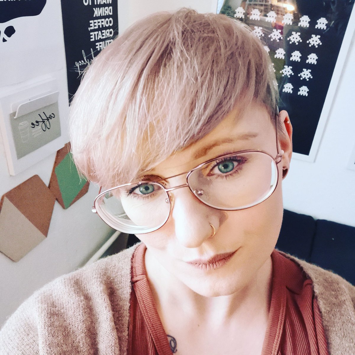 Cynlicious85_'s tweet photo. Mal wieder eine neue Haarfarbe, wie gefällt sie euch? #neuehaarfarbe https://t.co/ej0w2wxmuV