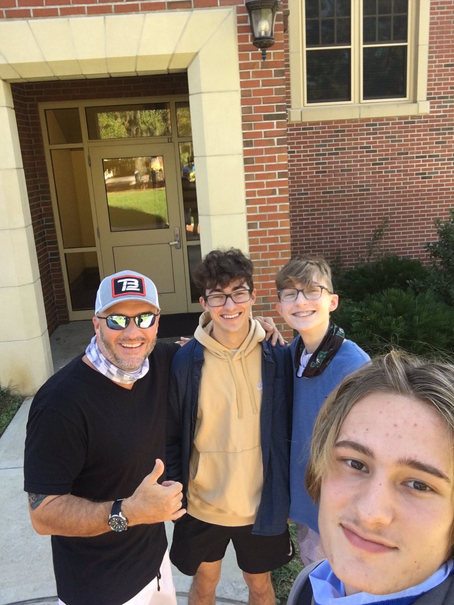 spatten80's tweet photo. Patten boys field trip to visit @tjp0212 at FSU
@travispatten17
#tyleranthony
He’s still alive !!!! 😂😂😂 https://t.co/wwM21z6mkx