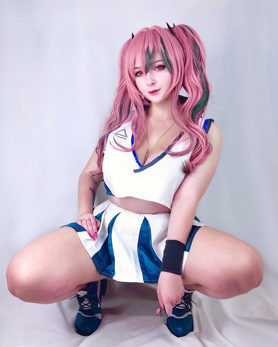 Bremerton costest 🚢💖 #azurlane https://t.co/LZ8pvUohJ7