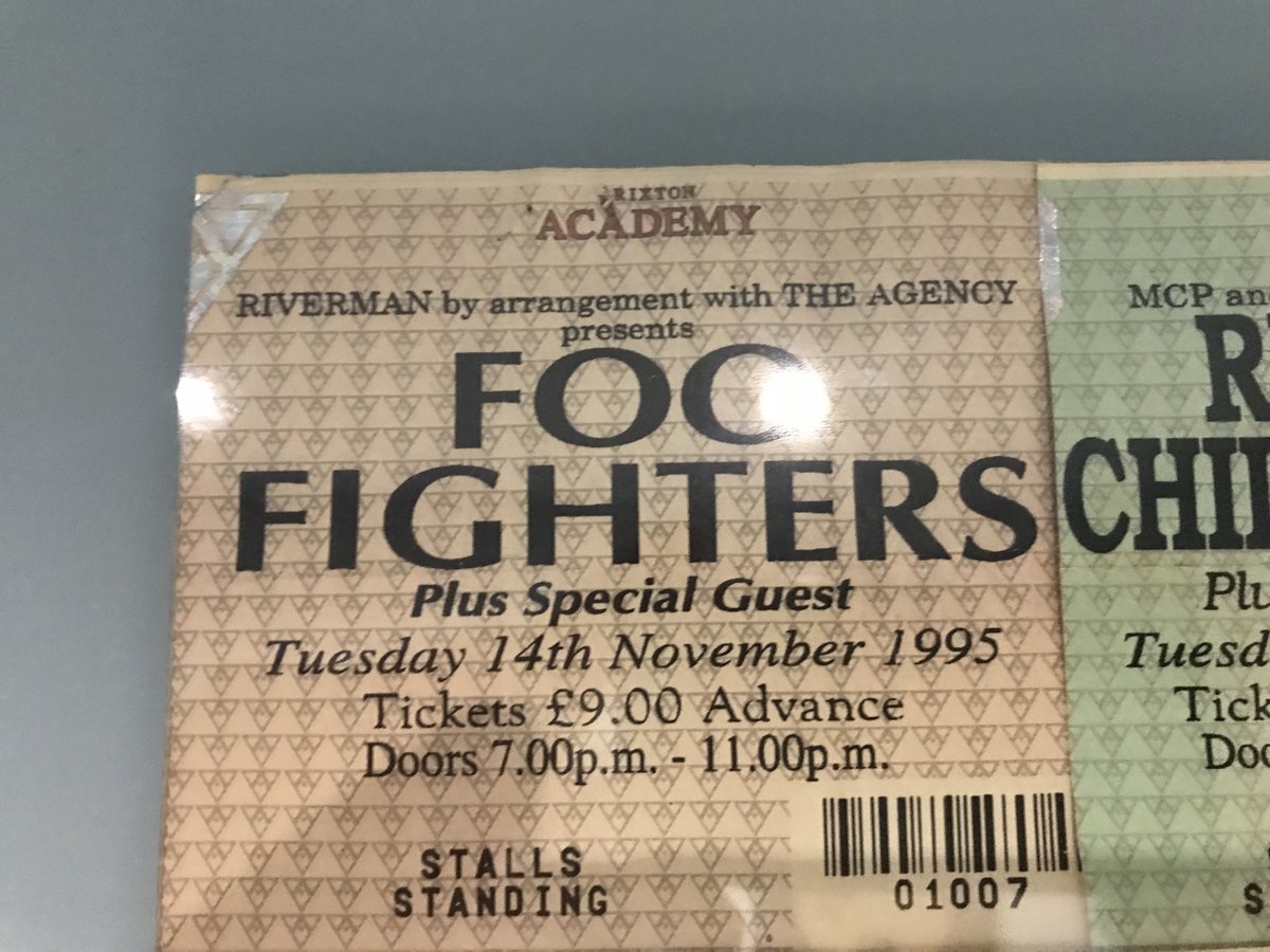 eggmandinho's tweet photo. 25 years ago today!! ⁦@foofighters⁩ for the princely sum of £9 😂😂😂⁦@mrperson77⁩ https://t.co/KkBJVqK22I