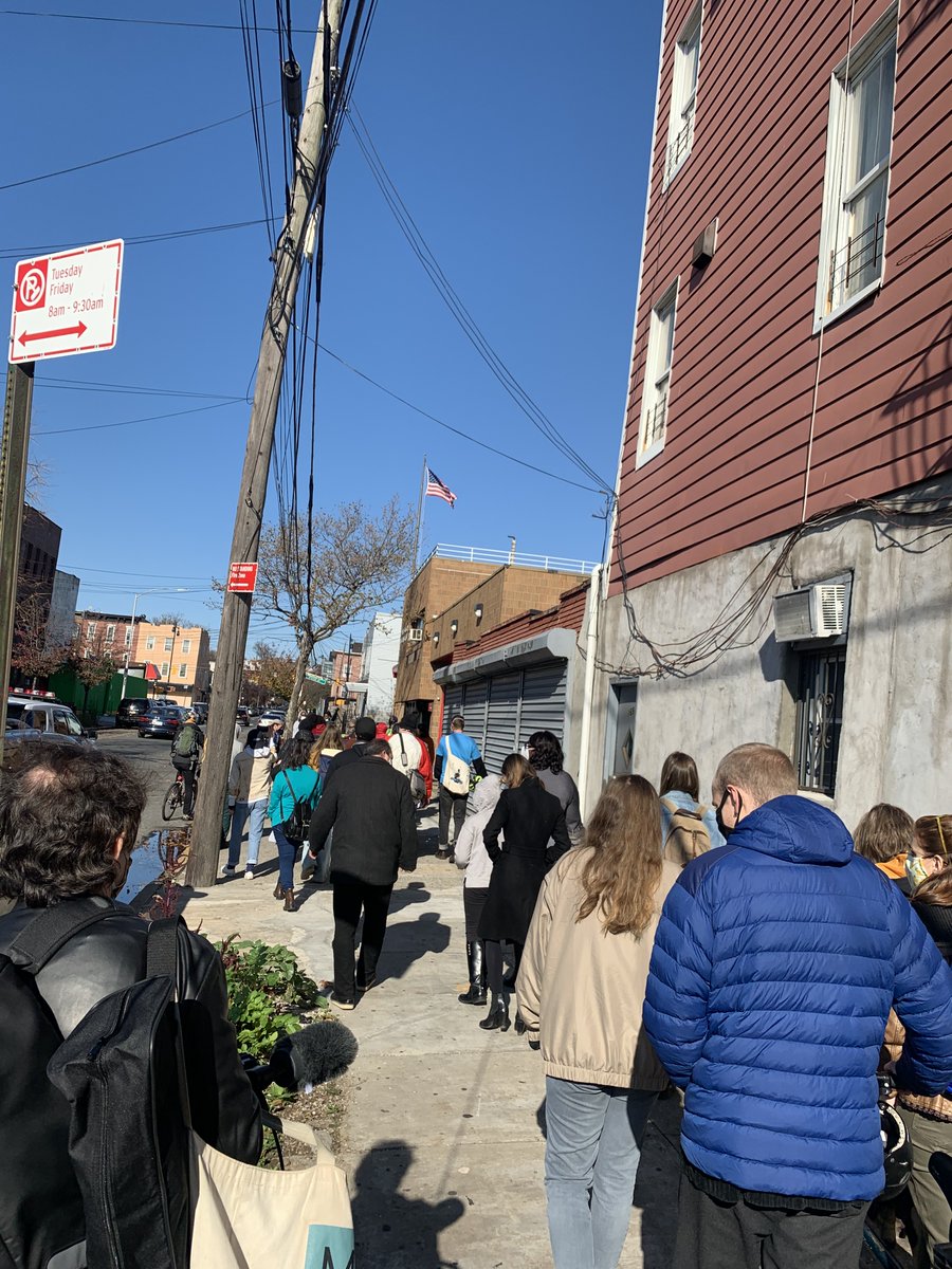 EastNewYorkCLT's tweet photo. Thread:
Thank you SO MUCH to all of the ENY CLT members, residents, elected officials, and other activists for coming to our Anti-Speculation Rally this morning. Here are but a few remarks that some of ya'll had to say which we are grateful for🙏
#AbolishtheLienSale #StopFlipping https://t.co/8aeUZYrMS0