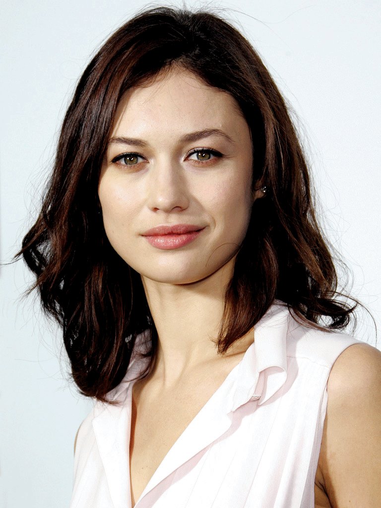 Happy Birthday to the stunning Olga Kurylenko 