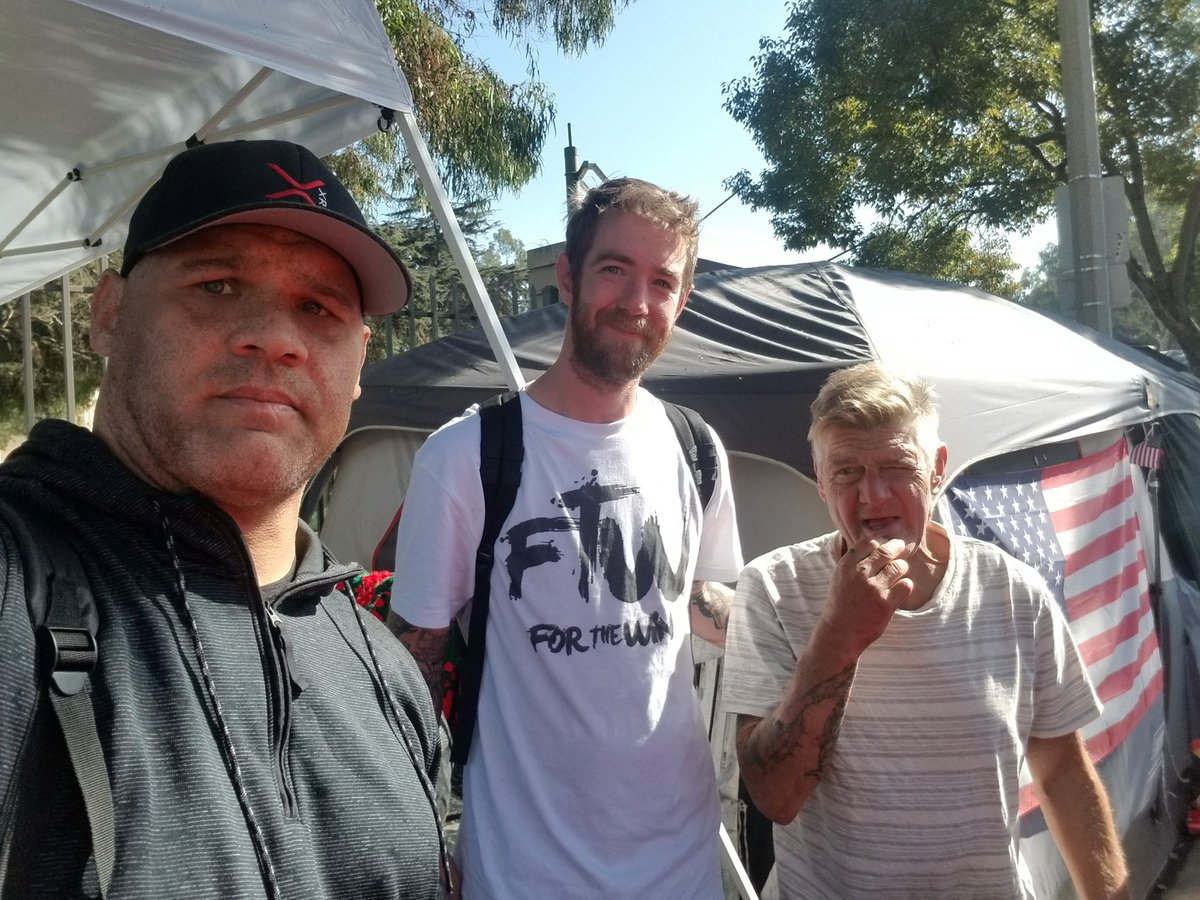 DRich5531's tweet photo. The Vets I met today will never be forgotten.. https://t.co/qdJC4ghilw
