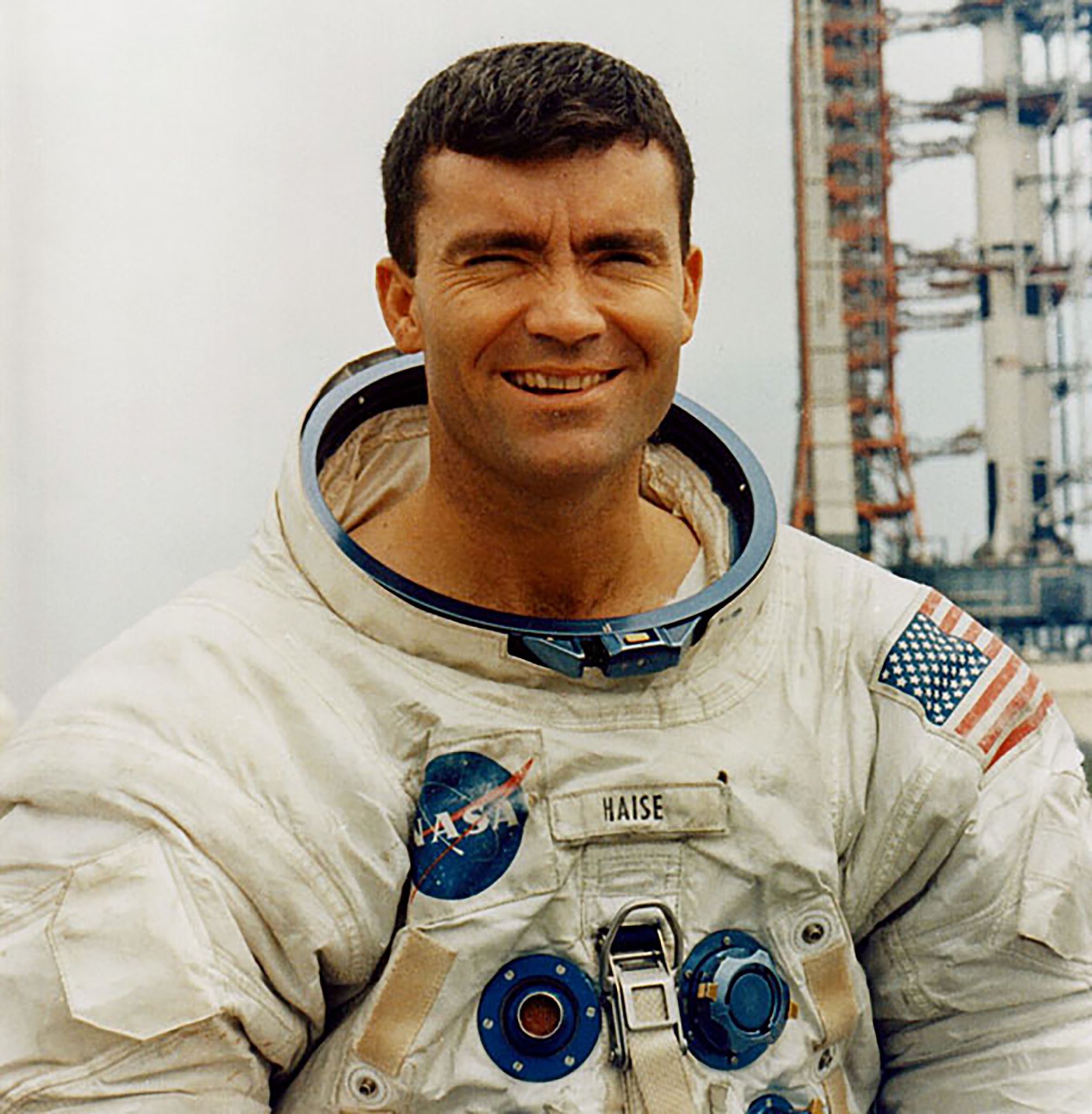 Happy 87th birthday to Fred Haise, Lunar Module Pilot on Apollo 13! 