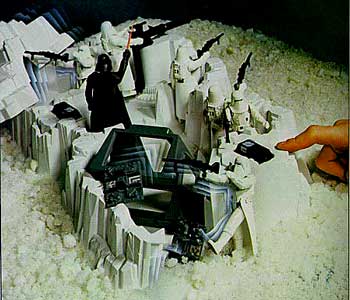 ClassicStarWars's tweet photo. One of my favorites as a kid Kenner's Imperial Attack Base #classic #starwars #TheEmpireStrikesBack #kenner #imperialattackbase #toys https://t.co/vZ2ewR8H3j