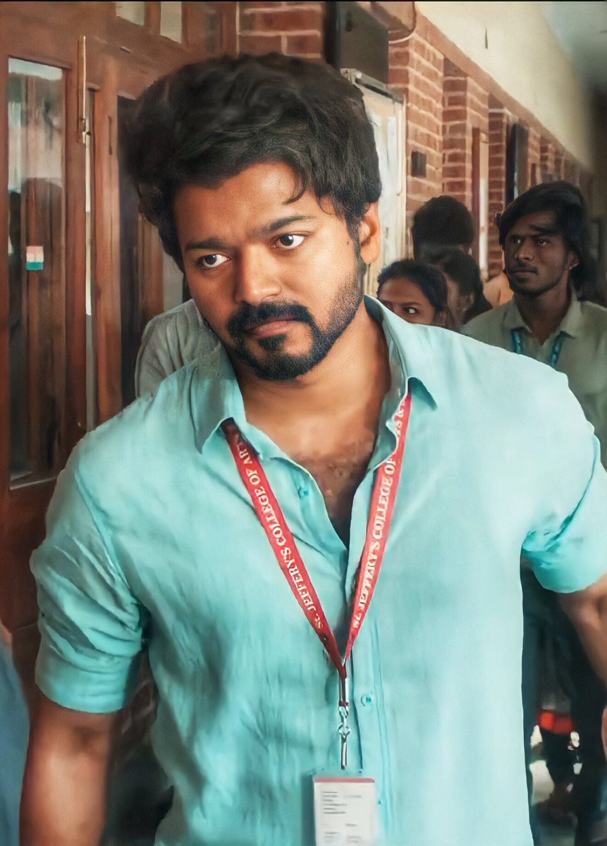 vijaymani1962's tweet photo. @Jagadishbliss @SunTV @RIAZtheboss @VijaySethuOffl @MalavikaM_ @andrea_jeremiah @Dir_Lokesh #MasterTeaser #Master #MasterDeepavali #MasterDiwali #Master #MasterTeaserDay THAALAAAPAAAATHEEEEEEEE @actorvijay VERAAAAAAMADTHIRIYAANAAAAA ENERGIEEEEISIMSS VERITHAAAAAAAANAAAMMM VERITNAAAMMM NUCLEAR BLASTING BLASTTTT 10000PATTAAASUU 10000 VEDDDICHAAAA MATHIRI ERUKU @Dir_Lokesh https://t.co/hLVeebry7Y