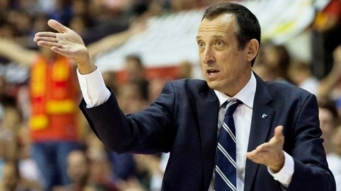 pro3_test's tweet photo. Salva Maldonado, un dels millors tècnics de l'@ACBCOM, ha trobat noves eines per millorar la seva capacitat com a tècnic. "El PRO3 em fa conèixer millor els meus jugadors i em dóna pautes per ajudar-los a augmentar el seu rendiment".

#WeArePRO3 #ACB https://t.co/QoGkYl2H11