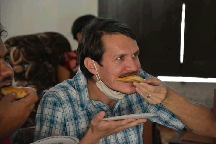 Dcruz19901's tweet image. Pizza time!! Fotógrafo haciendo de las suyas 🤣🤣🤣🤣🤣🤣 #PythonPizza
