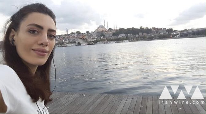 🔴 Acil 
İranlı dağcı ve zorunlu örtünmeyi protesto eden hareket aktivisti NASİBE ŞEMSAİ , Türkiye’de yetkililer tarafından yakalanıp geçen 2 haftadan itibaren Edirne geri gönderme merkezinde tutuluyor.
Nesibe önümüzdeki hafta İran’a iade edilmesi bekleniyor.