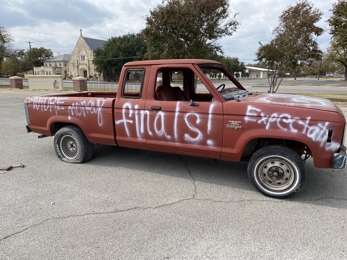 hpu_psychcircle's tweet photo. Come see Mrs. Hines hit the truck first!!! https://t.co/CSwHZ1qyzT