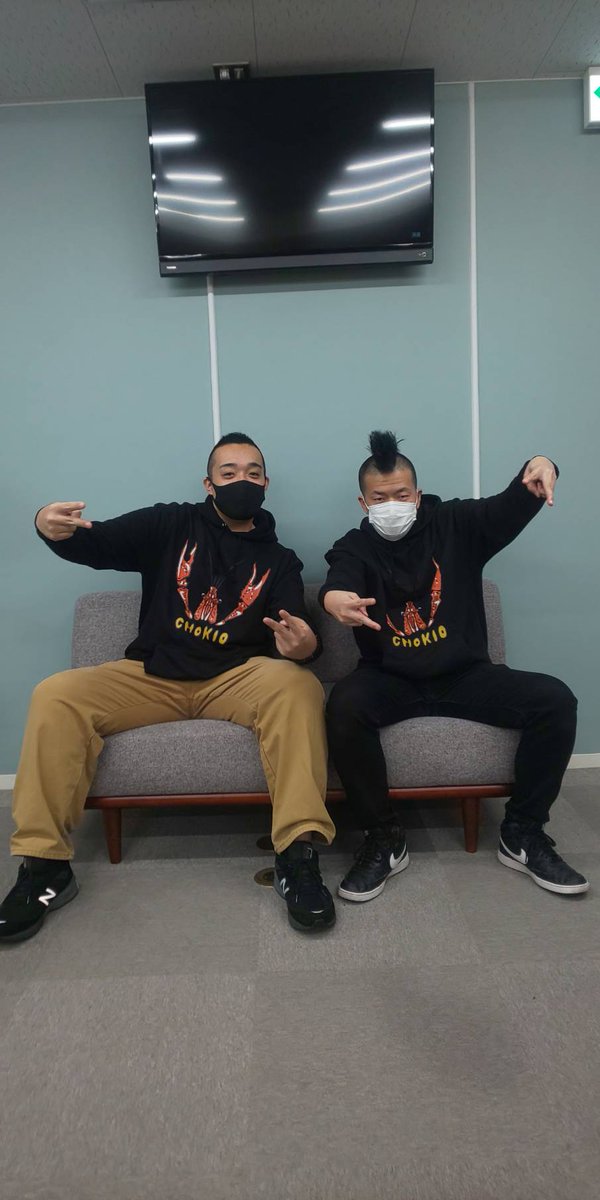 木内太郎 佐々木先輩のチョキオパーカーが可愛かったので 真似して買っちゃいました 仲良し W