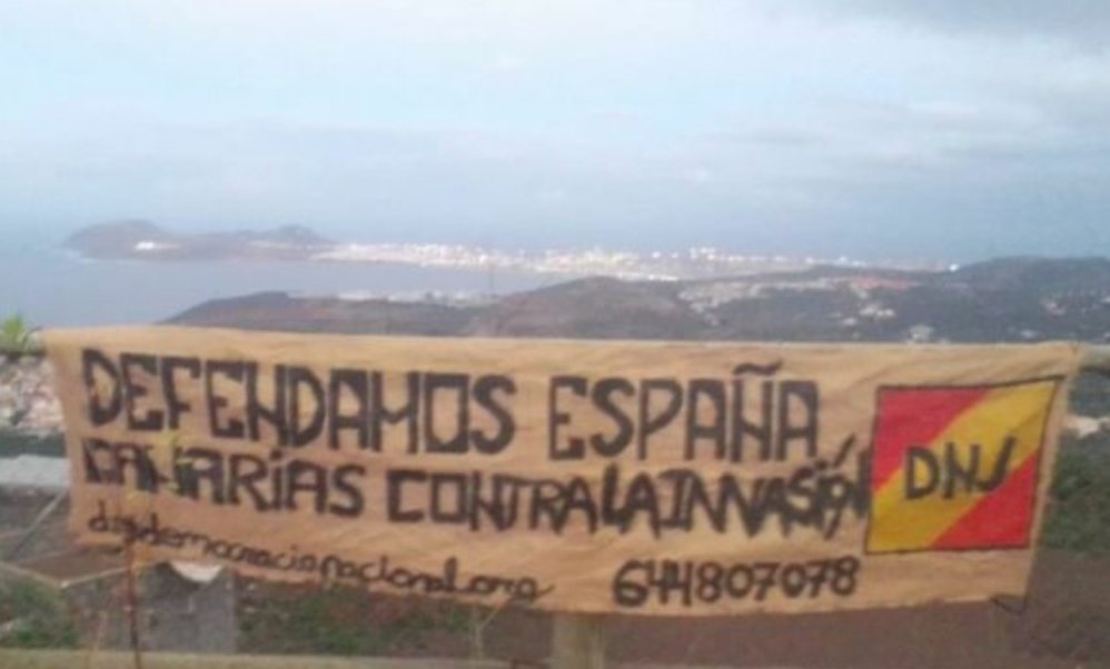 DNJnacional's tweet photo. Ayer, varios miembros de las juventudes de DN de las Islas Canarias salieron a hacer activismo en Las Palmas de Gran Canaria. 

⚡ ¡𝘿𝙀𝙁𝙀𝙉𝘿𝘼𝙈𝙊𝙎 𝘾𝘼𝙉𝘼𝙍𝙄𝘼𝙎! ¡𝘼𝙇𝙏𝙊 𝘼 𝙇𝘼 𝙄𝙉𝙑𝘼𝙎𝙄𝙊𝙉! ⚡ https://t.co/9Uq6cULzzZ