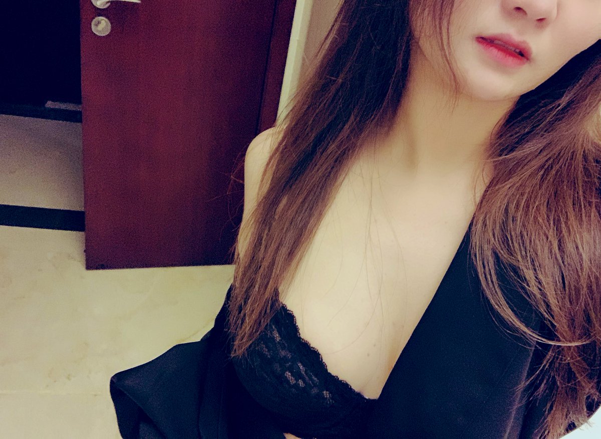 终于被牵出来了💜