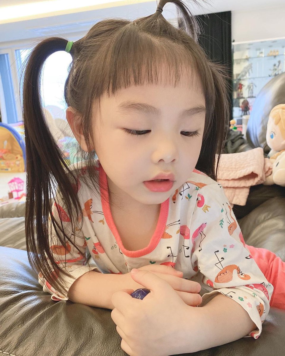 forheeyul's tweet photo. 20201129 moonheeyul's IG update ♡

🐥 Heeyul's day ❣️ Apple hair Jamjam ❤️ https://t.co/2E7s0njbfL