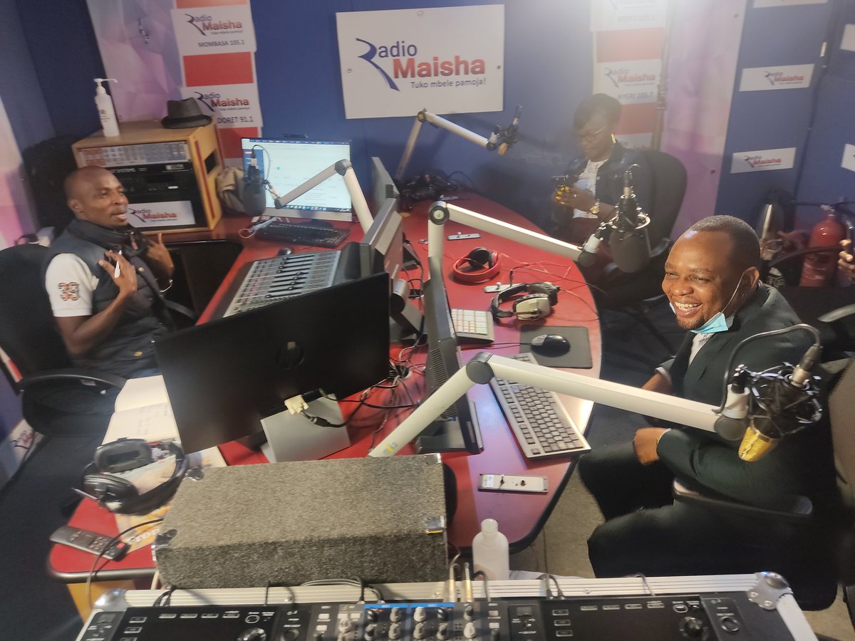 loftymatambo's tweet photo. John Lisu: Vijana watafute msingi wa neno kwanza kabla ya kuimba. Na kila mtu alime shamba aliloitiwa na Mungu
#Mwanazaburi #ShangweNaLofty @radiomaisha https://t.co/RnoW5J4R5b