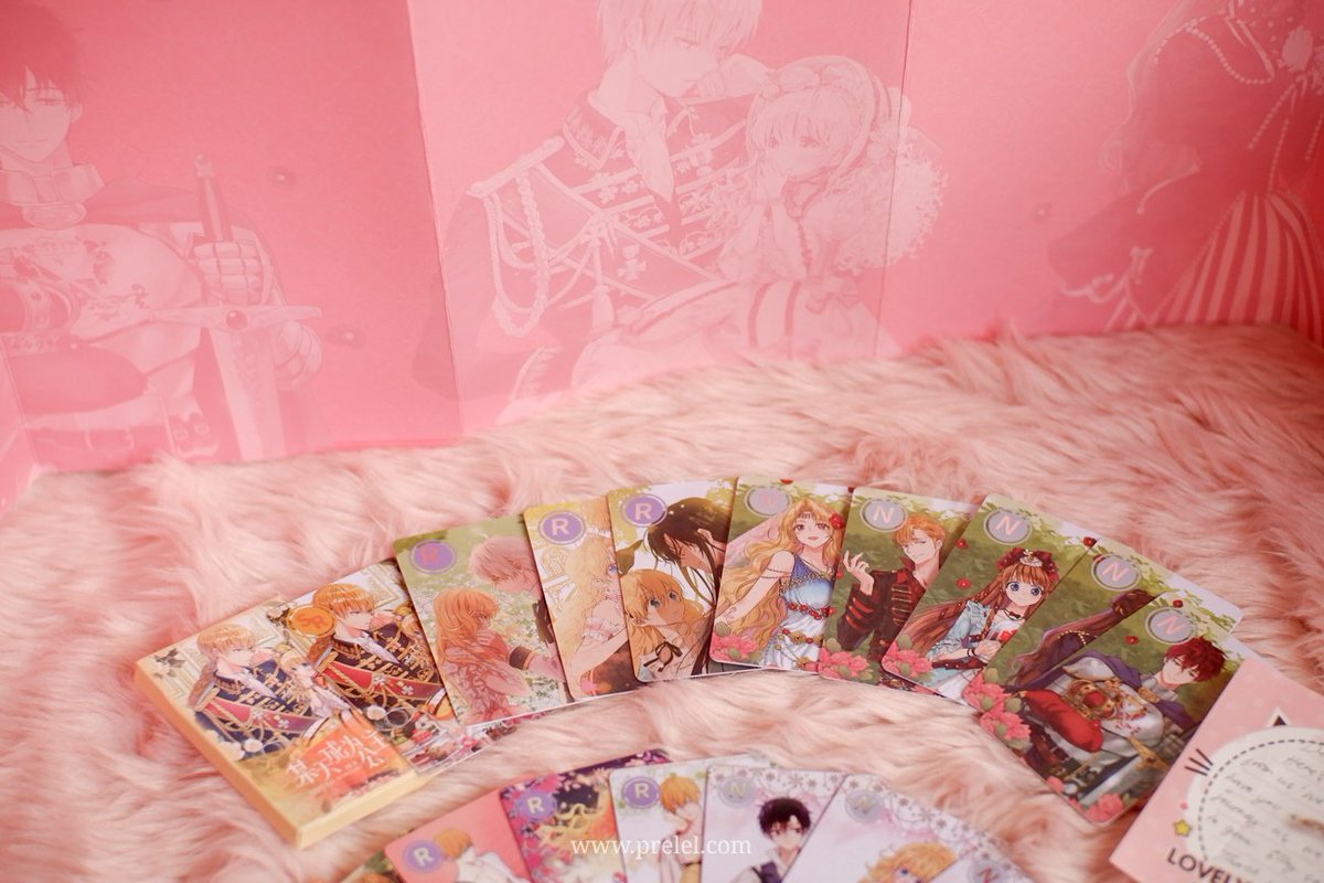 prelel's tweet image. Ahhh~ my heart is full from seeing official merchandise of one of my favorite manhwas, #WhoMadeMeaPrincess by @spoon_1122.✨✨

💖Read my blog:
✨prelel.com/2020/11/who-ma…