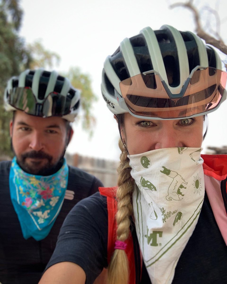 AMTetrick's tweet image. Somebody told me it was #smallbusinesssaturday. @SagaVentures will continue to help provide opportunity &amp;amp; activation for a positive impact &amp;amp; purpose. It’s a great team, but anyway, back to being thankful for you &amp;amp; my little nuclear family I can see. ♥️ saga-ventures.myshopify.com