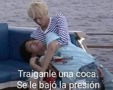 XadaniF's tweet photo. @BTS_twt Ay diosito ayudame para recistir tanta belleza 
💜👄💜 https://t.co/EDsUYvAF4W