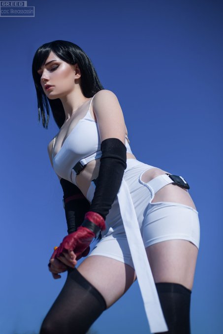 1 pic. Should I make another Tifa cosplay? What do you think? 😍

Photo by @Fokken_Greed 
#TifaLockheart