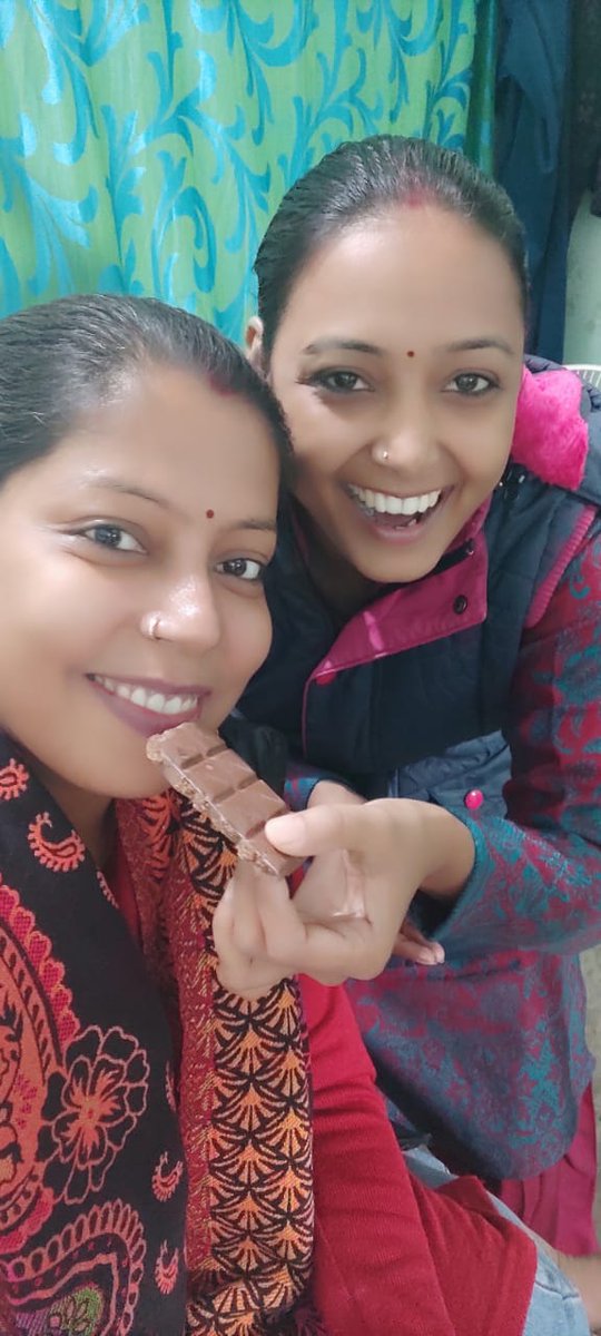 MahasethSonam's tweet photo. Spending a quality time with my favourite Teacher @Priyanka_SMI https://t.co/W67zTD2MJB