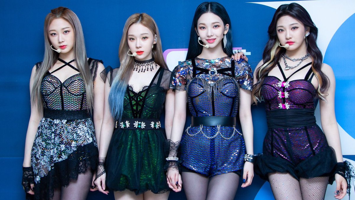 knetz reaction to aespa outfit 