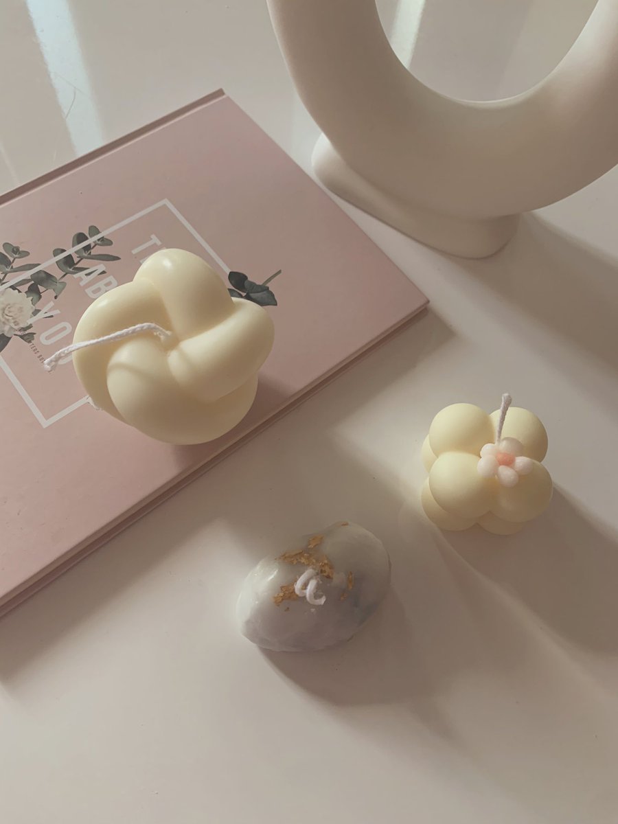 パネルに絵の具でアートかいたり
キャンドルつくったり
おうち時間充実☺️