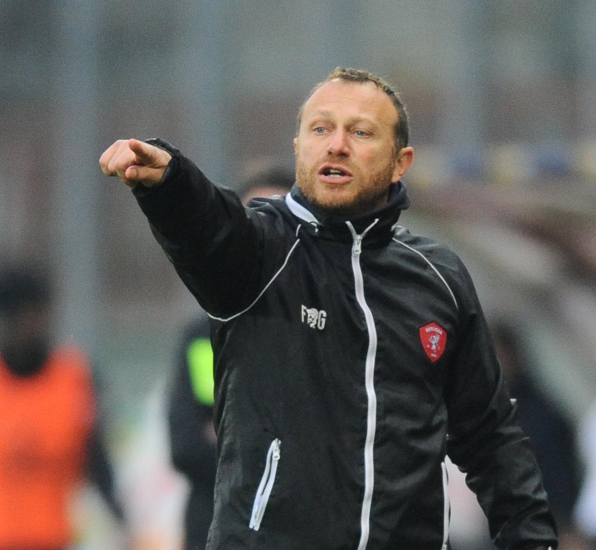 Il <a href="/PescaraCalcio/">Pescara Calcio</a> ha scelto Roberto #Breda. Il tecnico trevigiano nel pomeriggio firmerà un contratto fino al 30 giugno 2021 <a href="/Il_Centro/">Il Centro</a> <a href="/RoccoColetti1/">Rocco Coletti</a> <a href="/GioTontodonati/">giotontodonati</a> #serieB