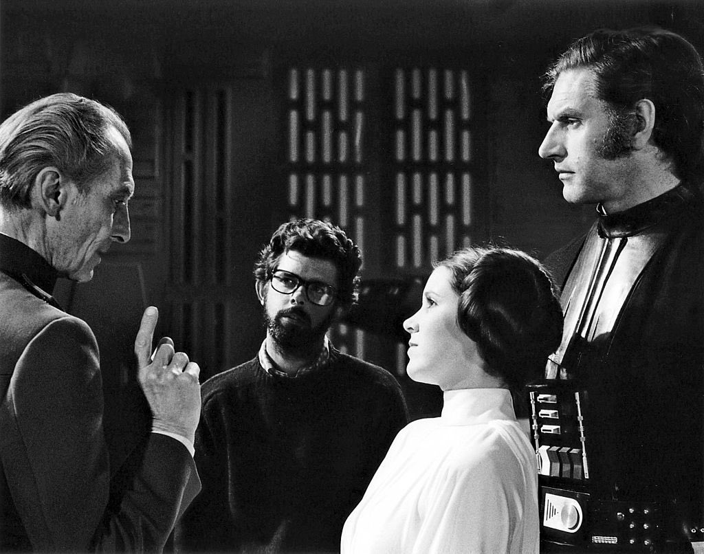 tecnodromo_pc's tweet photo. David Prowse, el campeón de levantamiento de pesas y culturista inglés que proporcionó su cuerpo de 1.98 m, para interpretar a Darth Vader en la trilogía original de 'Star Wars', murió este domingo los 85 años.

Este será un día que recordaremos por siempre, descanse en paz. https://t.co/V9c5zj9toI