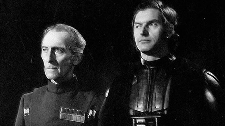tecnodromo_pc's tweet photo. David Prowse, el campeón de levantamiento de pesas y culturista inglés que proporcionó su cuerpo de 1.98 m, para interpretar a Darth Vader en la trilogía original de 'Star Wars', murió este domingo los 85 años.

Este será un día que recordaremos por siempre, descanse en paz. https://t.co/V9c5zj9toI