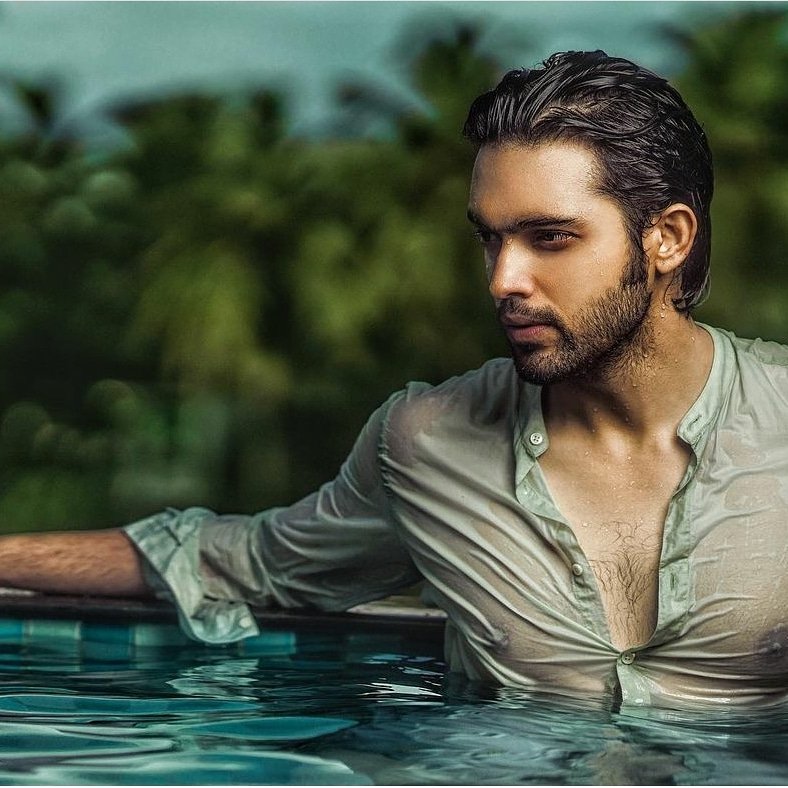 Hero #ParthSamthaan got Killer Looks
.
.
.
#sunday #Bollywood #EricaFernandes #movies #lifestyle #foodie #travel #Hero #photo #webseries #photooftheday #photography #photoshoot #photographer #OOTD #fashion #instagood #Instagram #ibollywoodbook #youtube #music #mumbai #love #USA