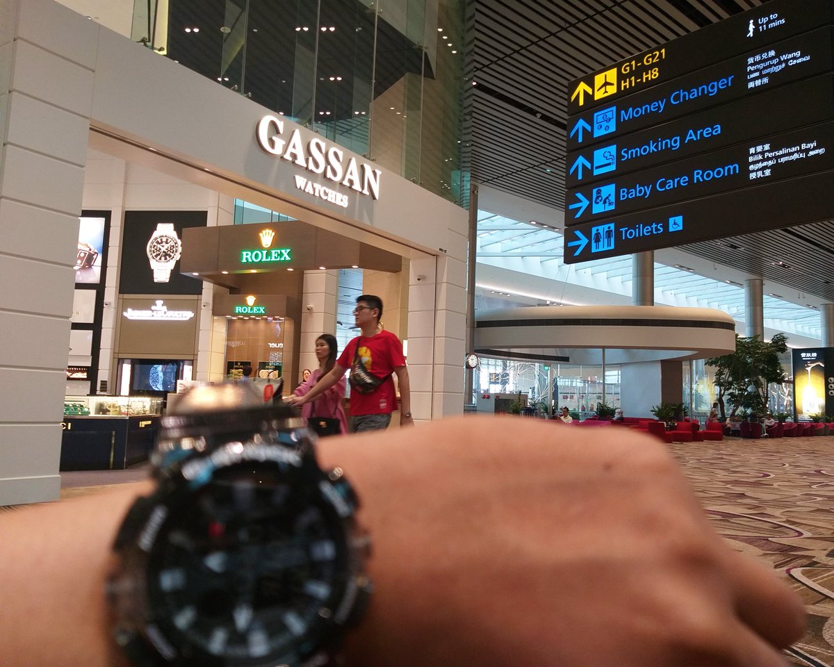 Aku adalah #G-shock dalam #Rolex-mu..