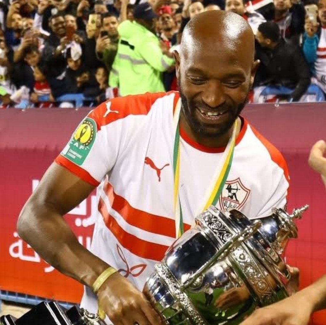 MARIAMM89624784's tweet photo. ♥️♥️♥️♥️♥️♥️
#شيكابالا 
#جزمه_شيكا_فوق_كل_الاهلويه 
#Stop_racism_agaist_shikabala https://t.co/l1RRAmgLri