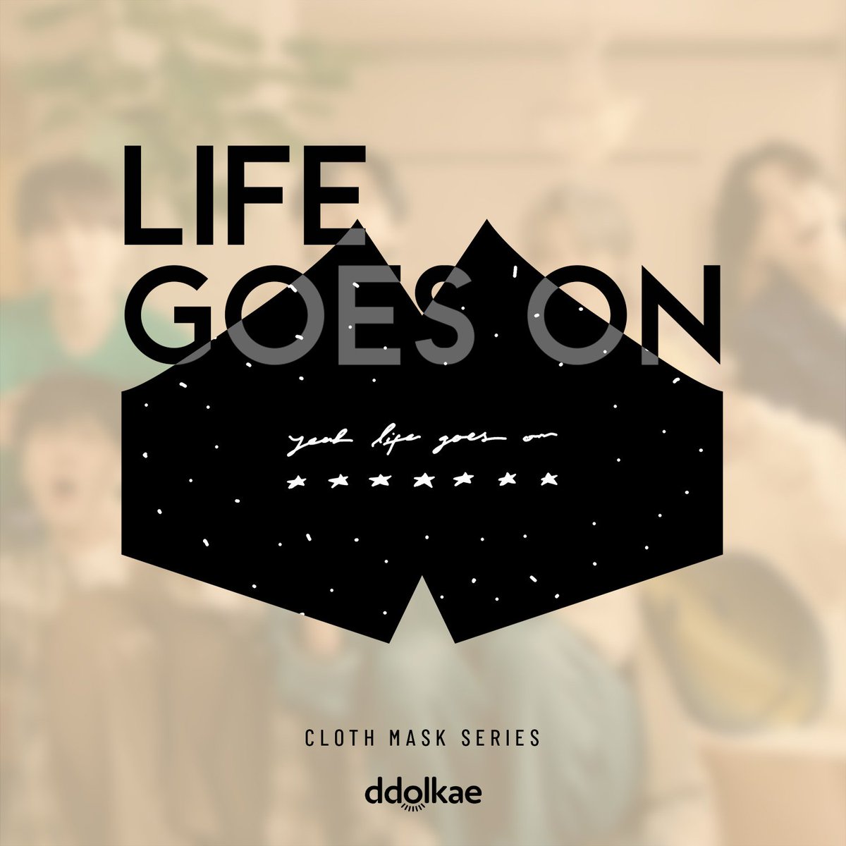 ddolkae's tweet photo. Untuk kalian para Army, #ddolkae mengemas salah satu scene yang ngena banget di MV #LifeGoesOn dalam bentuk masker kain yang bisa kalian pakai ke mana-mana!
#LifeGoesOn2ndWin #BTS #방탄소년단 #kpopmask #kpop #maskerkpop #maskerBTS https://t.co/NavDoP43U2