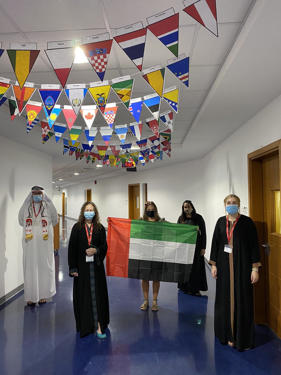Happy #UAENationalDay celebrations from secondary English! <a href="/DubaiBritishJP/">DBS Jumeirah Park</a> 🍎 @taaleemuae 🍎 #proudlytaaleem #beginsatdbsjp
