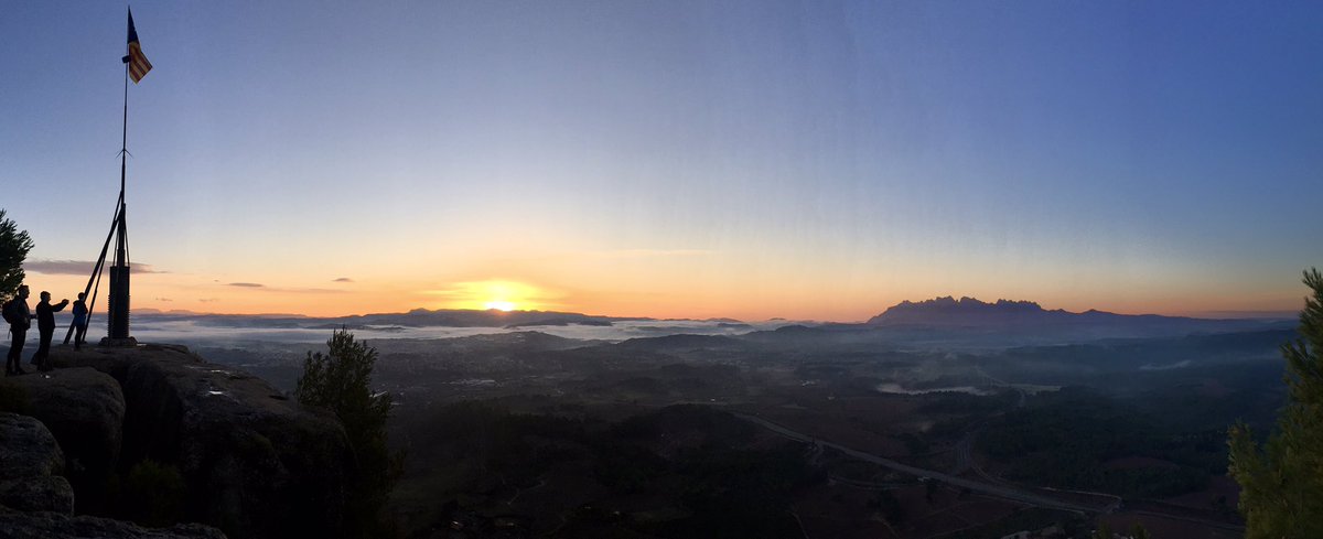 dooblemalta's tweet image. Arribar a dalt just per veure’l sortir.
Bon dia💫☀️
#Collbaix