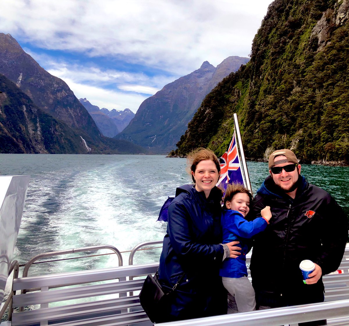 ParentsonaPlane's tweet photo. We’ve been out of cell reception cruising Milford Sound in our beautiful home of #NewZealand. Feeling really grateful to be living here right now! https://t.co/gxZLO1SeyV