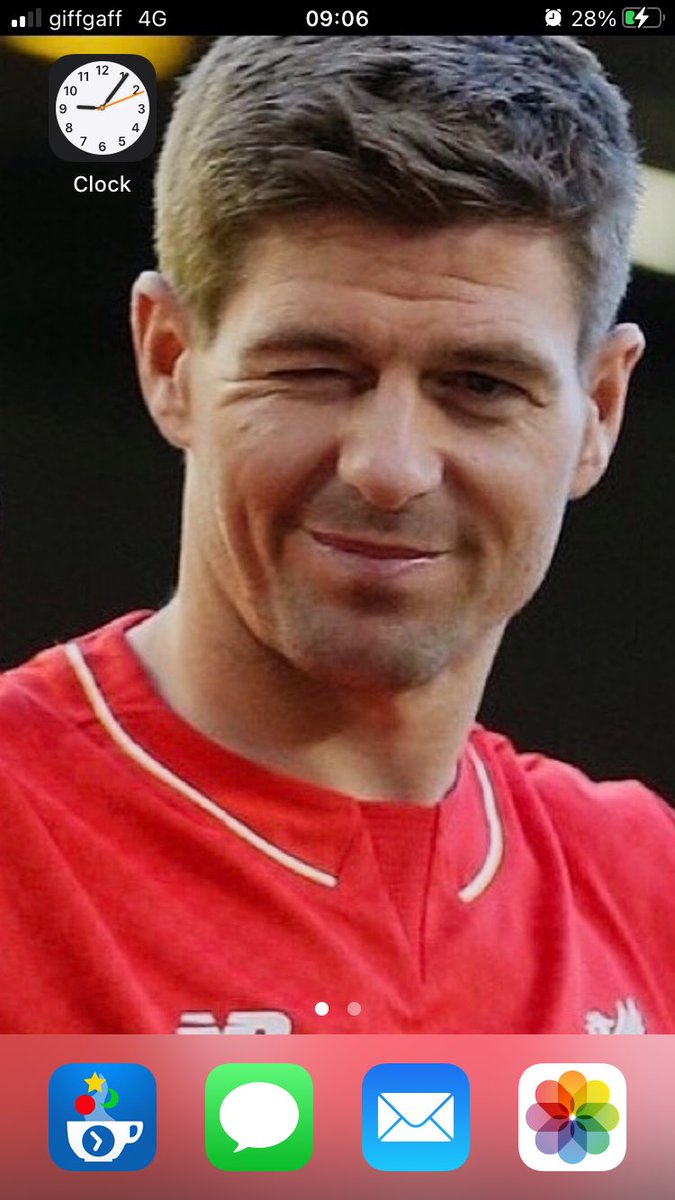 22 years ago this legend made his @LFC debut! 🥰 #stevengerrard https://t.co/Y8VlXwEwZF