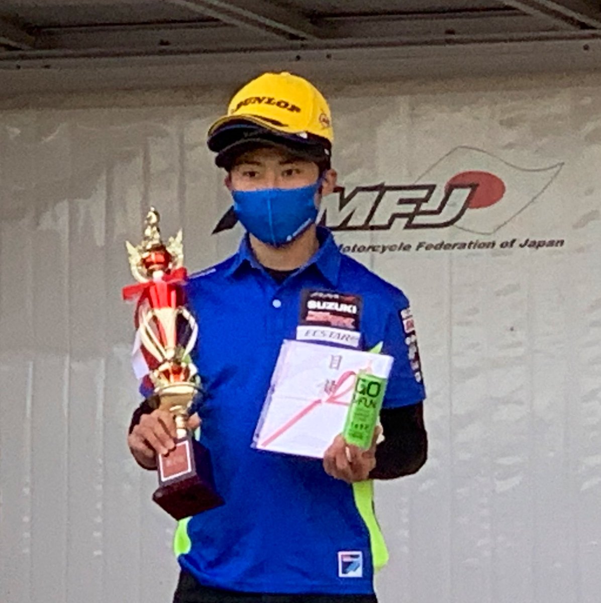 suzukicojpmotor's tweet image. 【全日本モトクロス選手権 第6戦
関東大会 決勝総合結果】
SRMマウンテンライダーズ
IA1 #12 小林選手8位
IA2 #38 内田選手ヒート1 3位
ヒート2 2位表彰台獲得、総合2位
#60 池田選手12位
#63 真野選手11位
今シーズンもご声援ありがとうございました！
#スズキ #全日本MX  #RMZ450
#RMZ250 #JMX #OFV