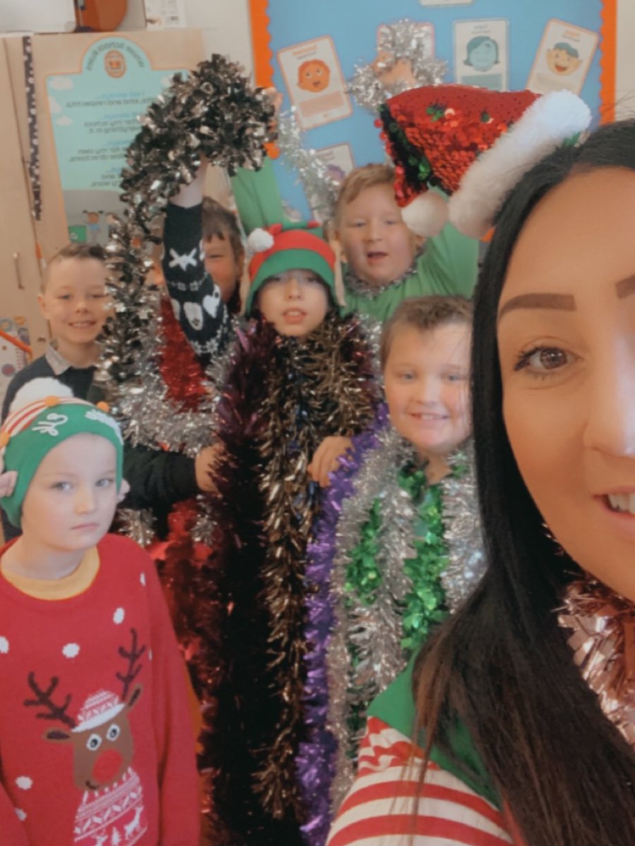 bhvcprimary's tweet photo. #ElfDay2020 #NurtureClass #Christmas2020 https://t.co/QpQLbIiAgP