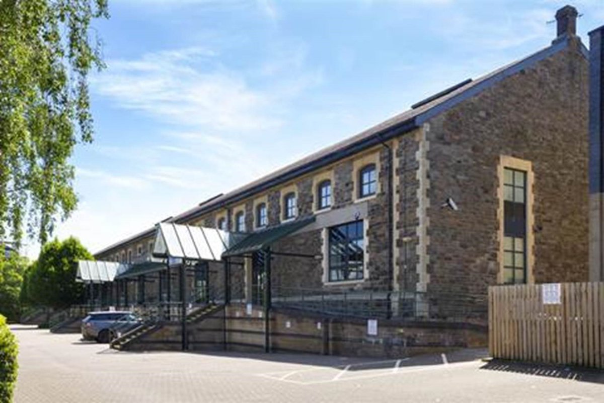 Weslyan Assurance Society has purcahsed the freehold of a Grade A office building in Bath from Wessex Water Services Limited for £6.75m. Nightingale Partners acted for the buyer