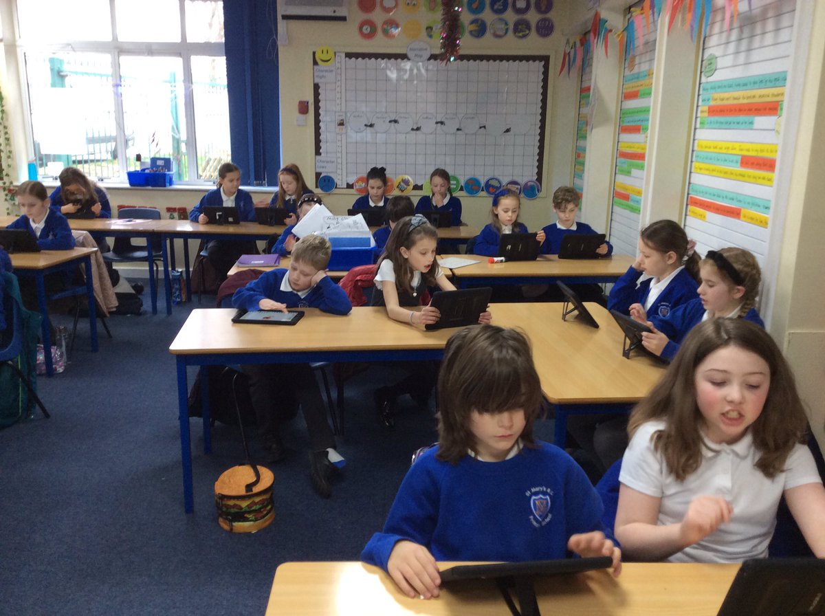 StMarysSchoolRC's tweet photo. Year 5 - We are using ‘Scratch’ to retell the story of Theseus and the Minotaur. #SmrcComputing https://t.co/q8vUHmYBqe