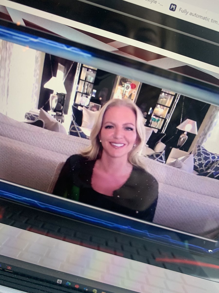RikiNeill's tweet photo. This lady deserves soooo much respect. Living life, creating opportunities, giving back and glass half full. So enjoyed this fireside chat with @MichelleMone at this morning’s @PendulumSummit #pendulumvirtual https://t.co/JRjZrbiypW
