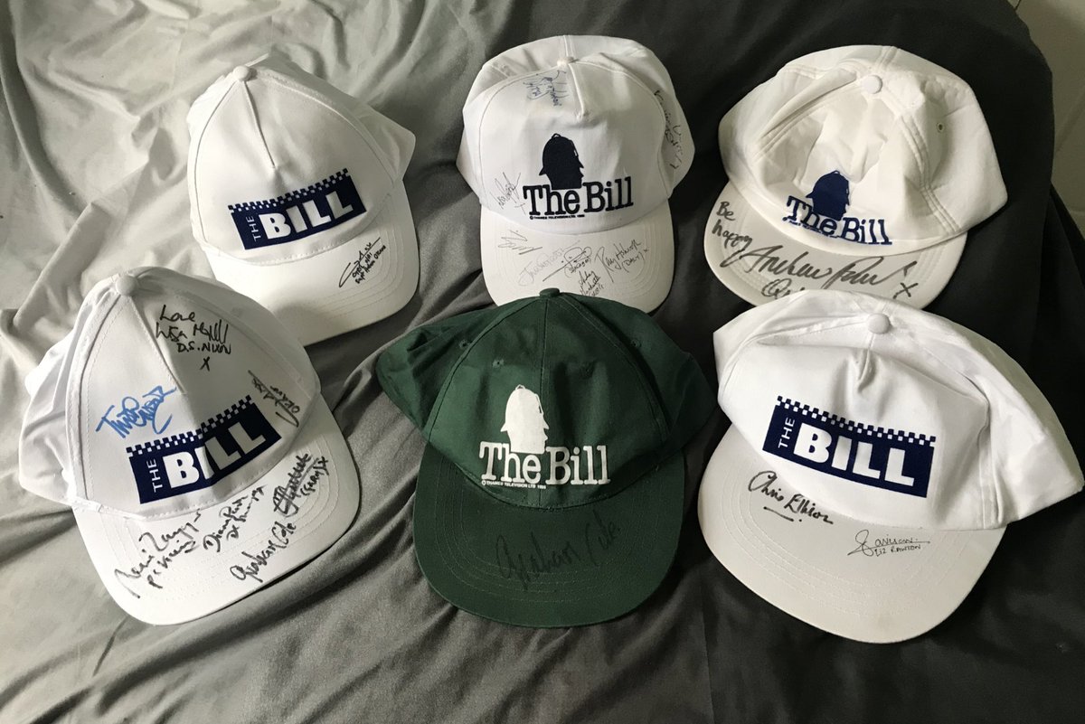 Hereโs my Collection of #Signed #TheBill Baseball Caps Memorabilia, collected over the Years.
@GrahamcoleAct @ellison456 @andrewpaul61 @thelisamaxwell #SignedMemorabilia #Autographs https://t.co/WXa2goL0rj