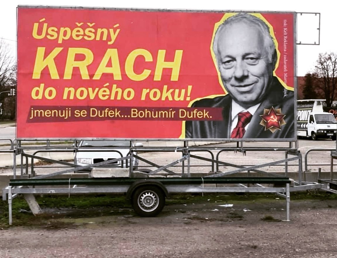 PetrBauerjr's tweet photo. Soudruh Dufek nemůže myslet vážně svá tvrzení. 160Kč za oběd je moc? Asi žiji na jiné planetě, protože na té mé 85% z ceny jídla na talíři odchází pryč z restaurace v podobě daní, pojištění a dalších nákladů. Ekonomika potřebuje obědy, stejně jako lidi. #prahabezkomunistu https://t.co/yVistVoHyZ