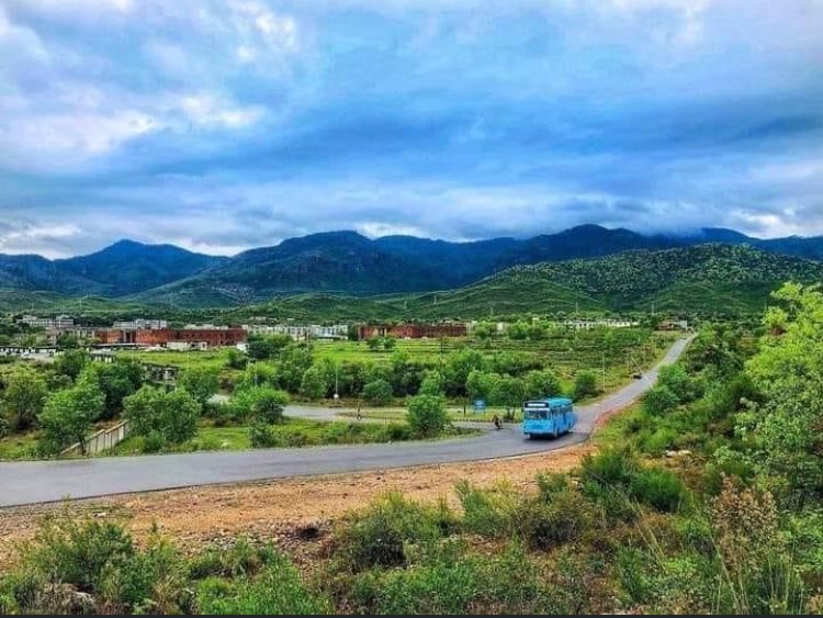 Islamabadies's tweet photo. Guess the place? #Islamabad https://t.co/P20cMPAgvq