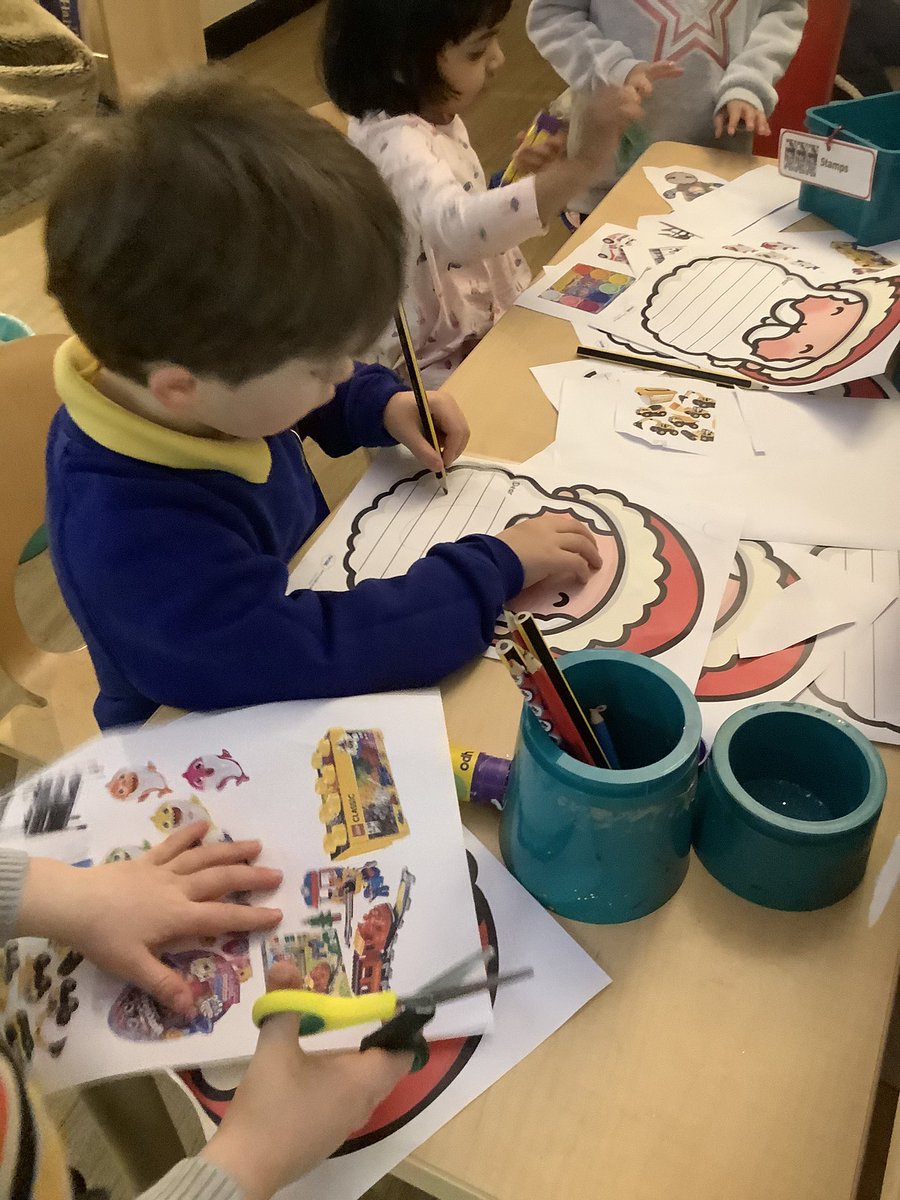AbercrombyNS's tweet photo. Polar Post office is officially open! #eyfs #writingarea #postoffice https://t.co/64UDAeD0Aa