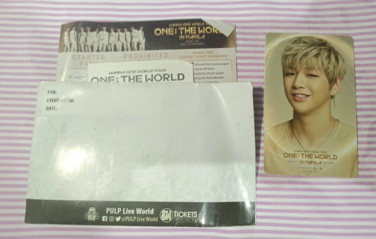 KDN_kangdaniel's tweet photo. So naglilinis ako ng mga kmerch then I found this 😭😭😭 grabe yung memories and feeling ko bumalik ♥️Haaay I miss wannaone https://t.co/j60fe5p7iH