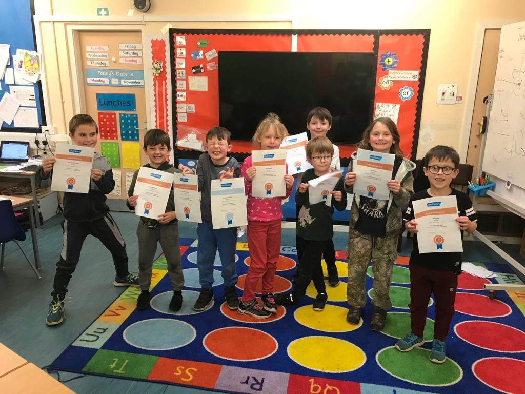P2/3/4 Mathletics certificate winners! Look at how excited they are! 🙌🏻🙌🏻
