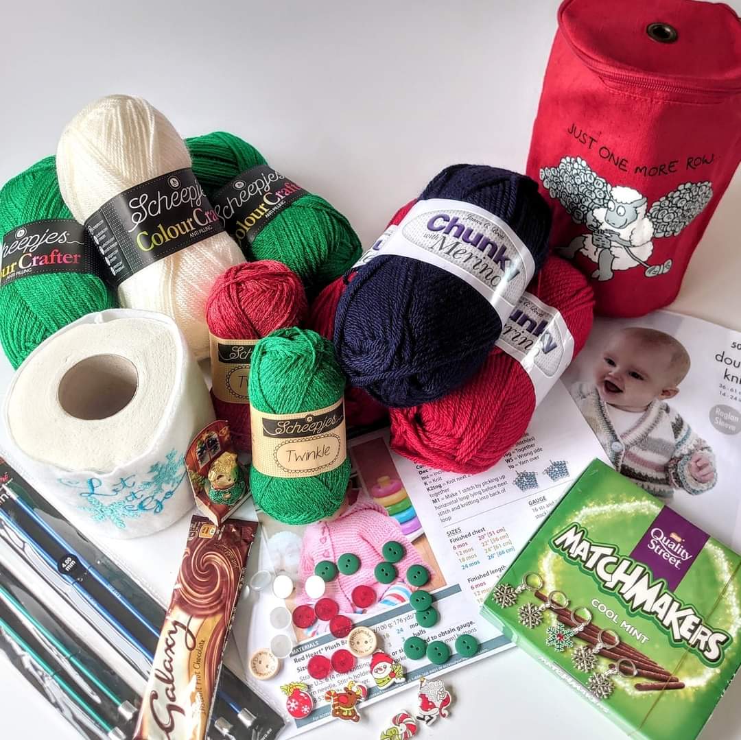Just have a look at all the #yarn and #crochet goodies that customers received in our Limited Edition Christmas Sacks! Rather festive aren't they?
#Christmas2020 #latteandlive #ChristmasIsComing